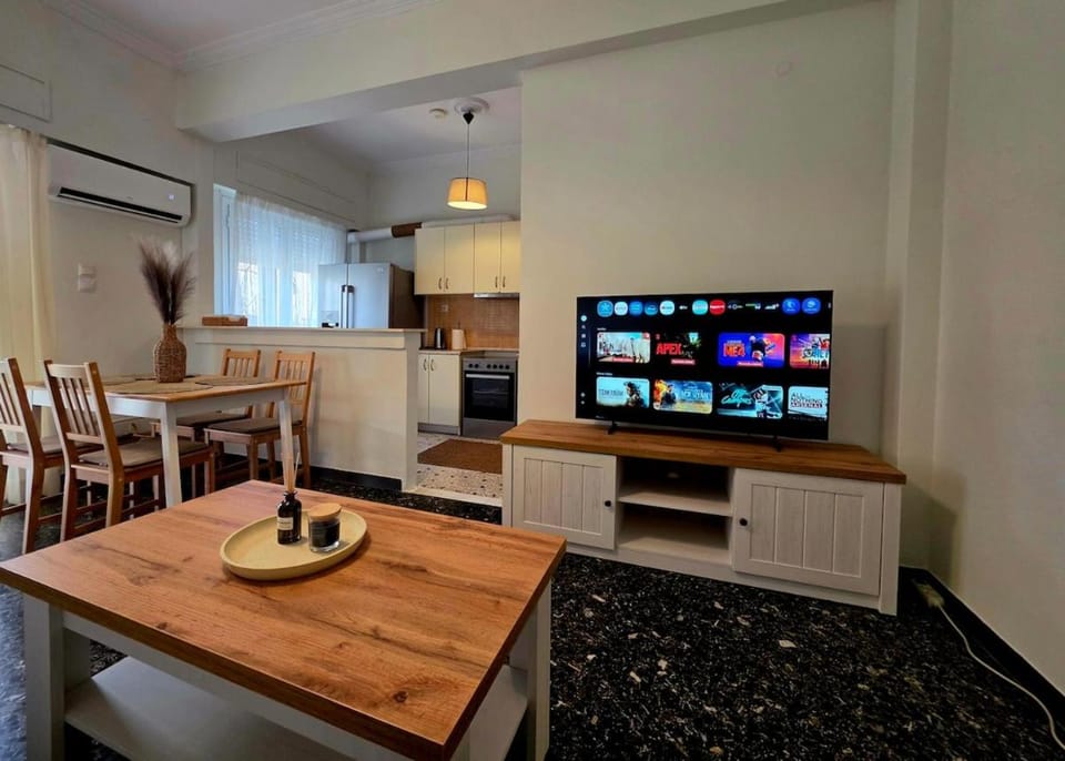 Port Hub 10 min & Airport Hub 20 min Apartment in East Attica Regional Unit, Greece