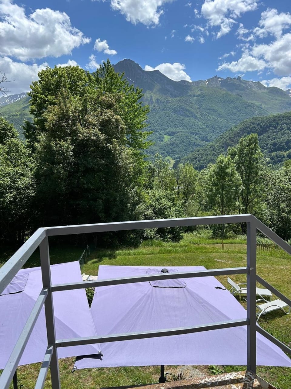 Independent and comfortable room Bed and Breakfast in Arrens-Marsous