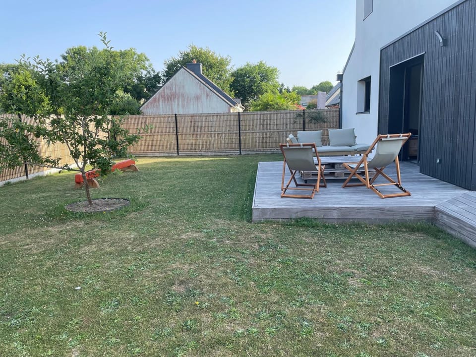Patio, Garden, Balcony/Terrace