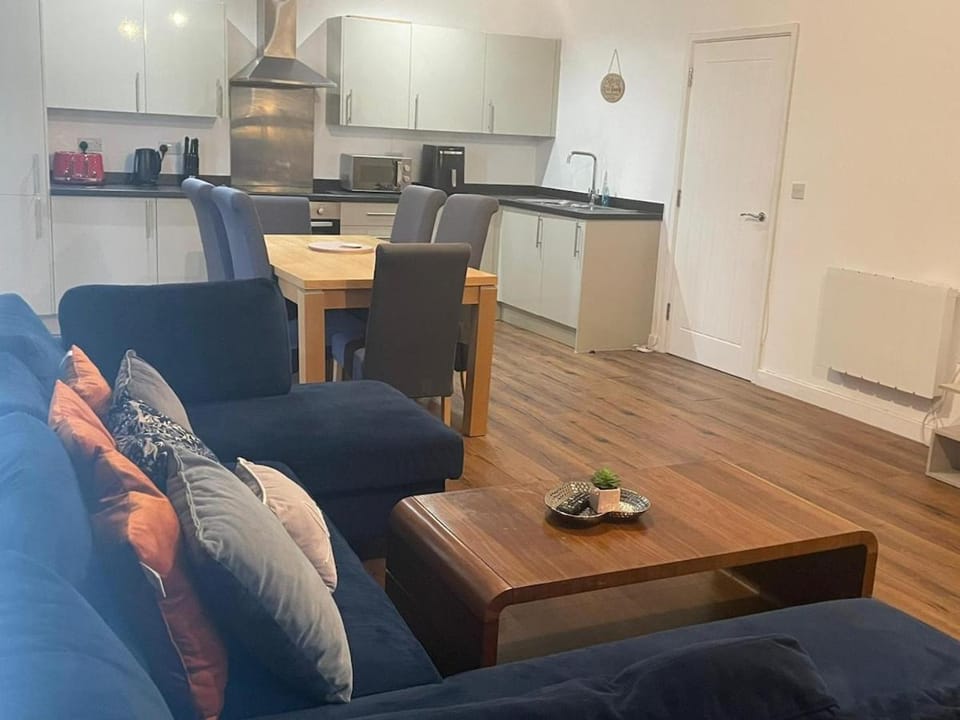 Elegant 2 Bedrooms flat in town centre Maidstone Apartment in Maidstone