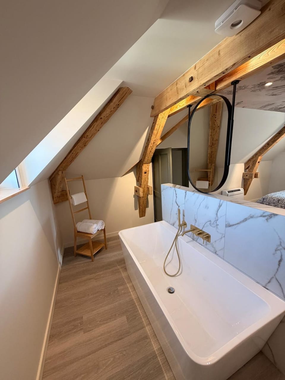 Bedroom, Bath