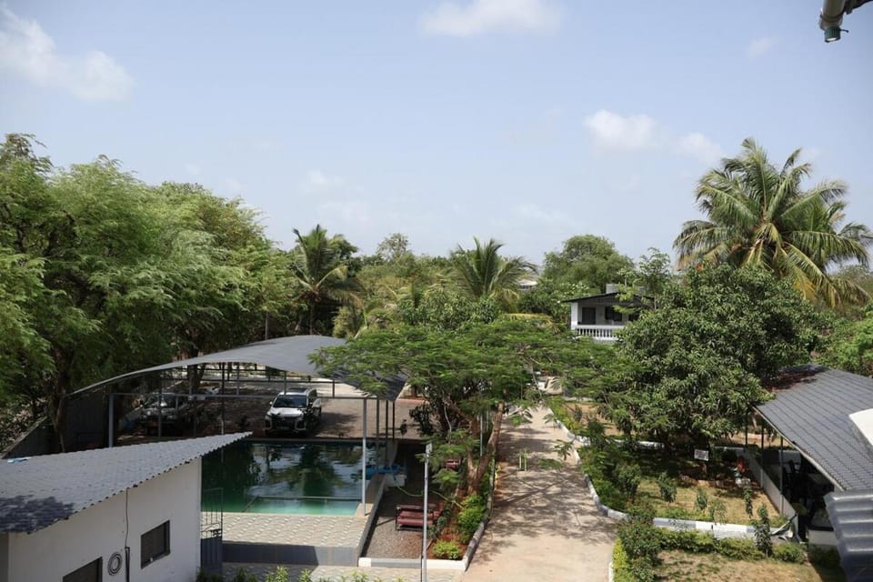 Banu Villa 4 bhk Family Villa Near Nagaon Beach Alibag Apartment in Maharashtra
