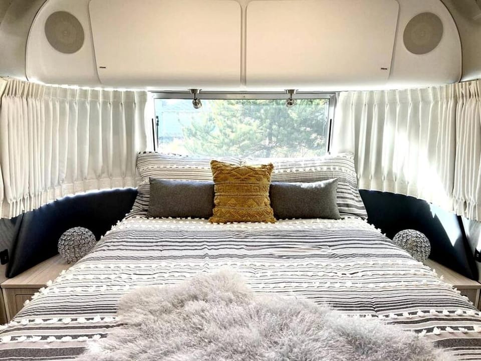 Stunning Cozy Airstream in Waldport, Oregon House in Oregon