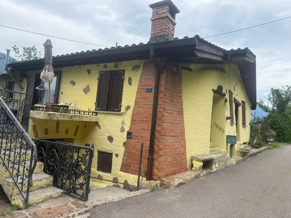 Property building, Street view