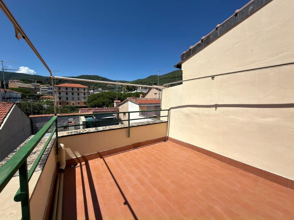 60 m from the promenade - Torre Saracena by RD Domus Apartment in Spotorno