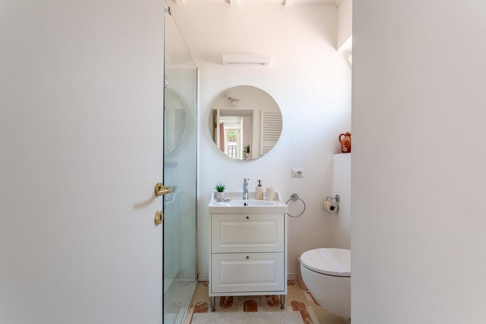 Shower, Bathroom