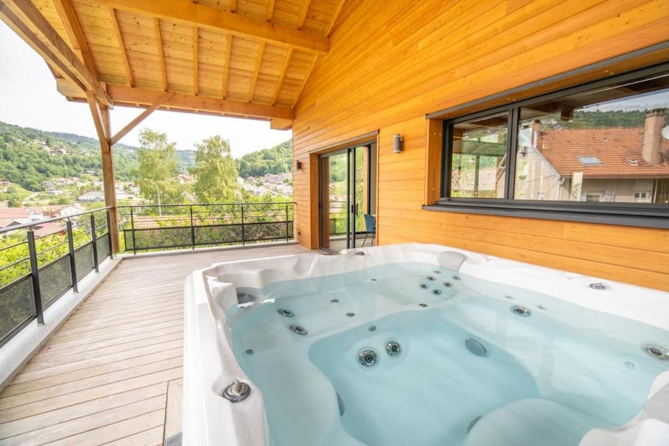 Chalet Lignum, Sauna & SPA, Proche pistes de ski Chalet in La Bresse