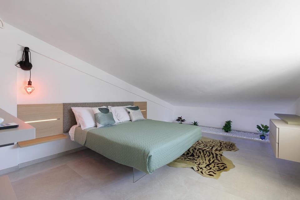 Property building, Living room, Bedroom