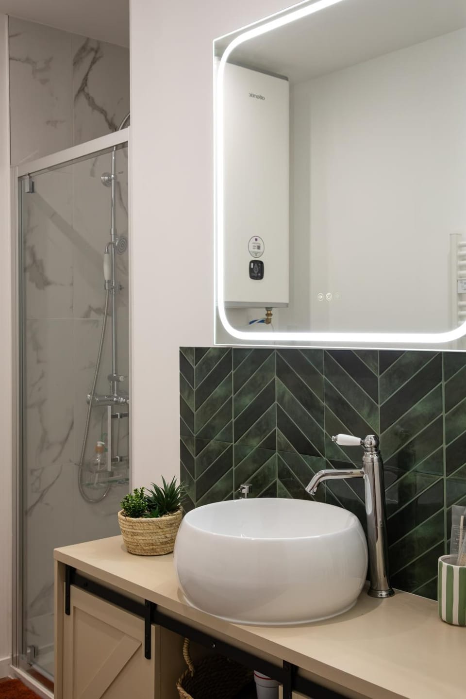 Shower, Bathroom