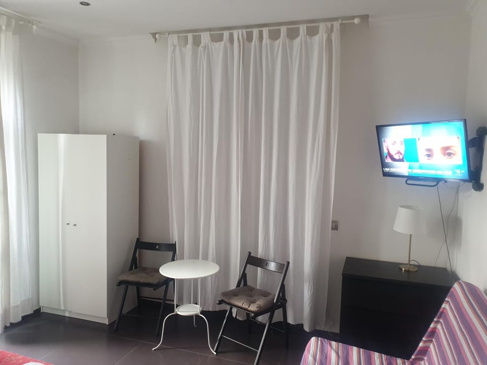 Guest house Hello Roma Bed and Breakfast in Rome