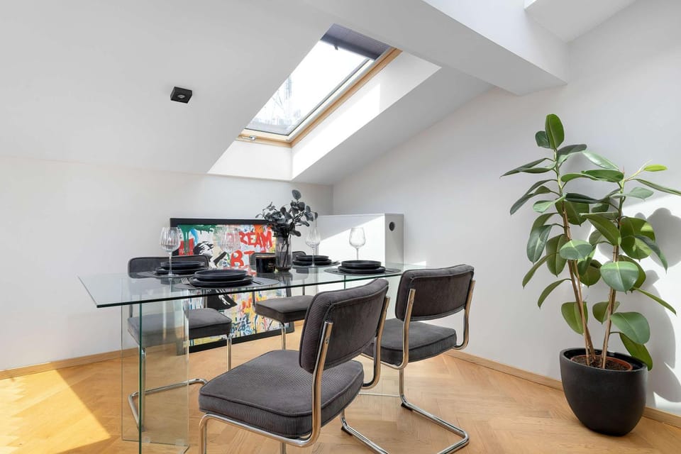 TV and multimedia, Kitchen or kitchenette, Living room, Seating area, pet friendly