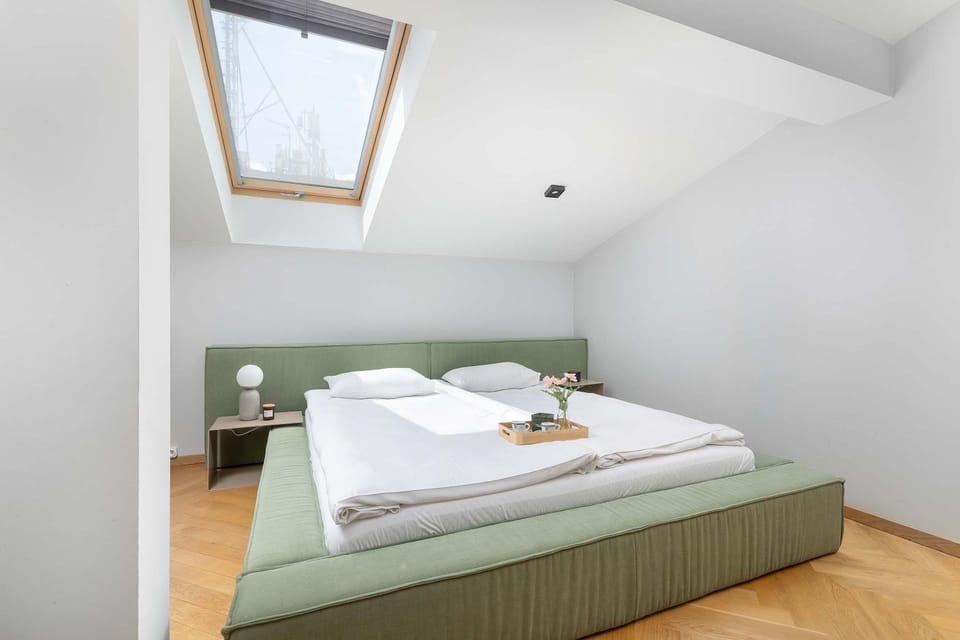 Bed, Photo of the whole room, Bedroom, pet friendly