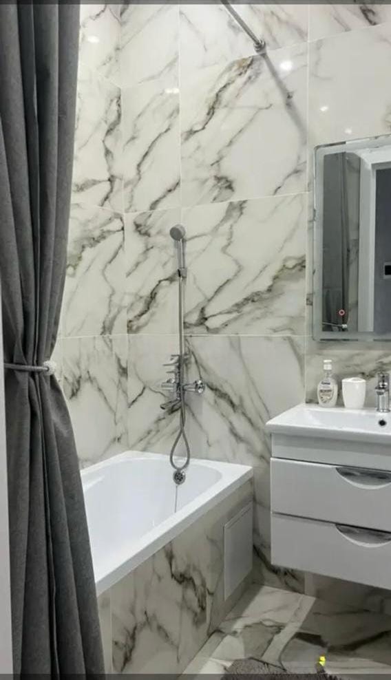 2 комнатные апартаменты в жк LandMark около байтерека Apartment in Kazakhstan