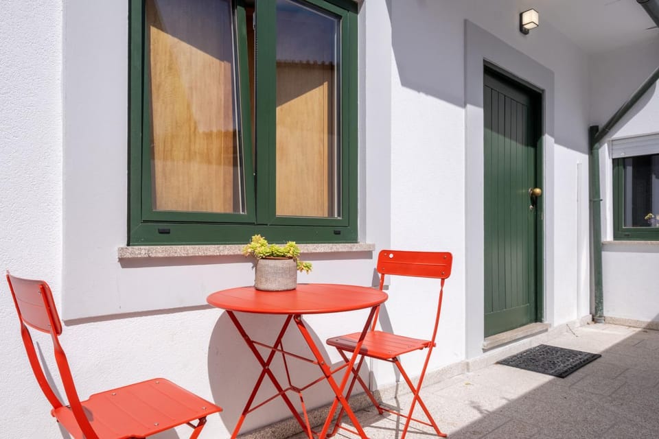 Property building, Seating area