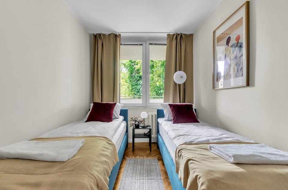 Maple Apartment Mokotów 2 Bedrooms&Parking Apartment in Warsaw