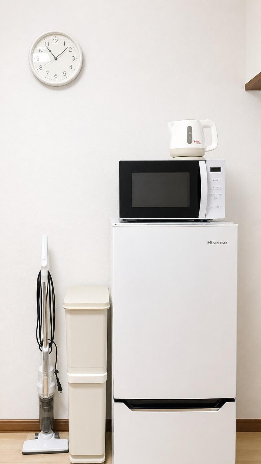 Kitchen or kitchenette, kitchen