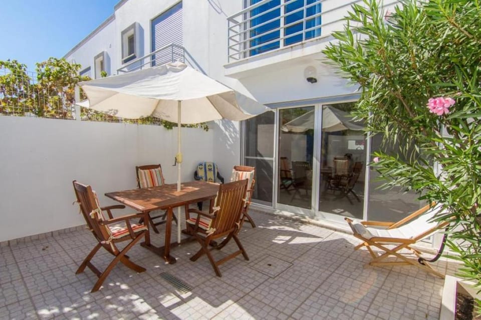 Lemon Tree House House in Vila Nova de Cacela