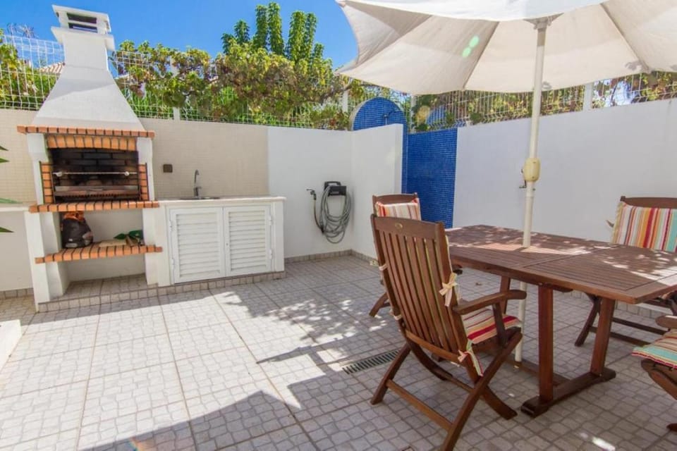 Lemon Tree House House in Vila Nova de Cacela