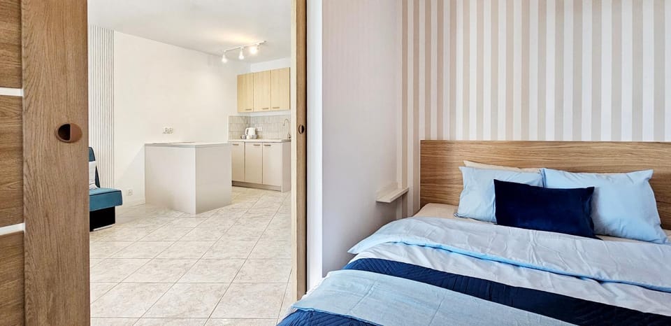 HolidayHomePL 9 Fala przy plaży z widokiem na morze i osobną sypialnią Apartment in Miedzyzdroje