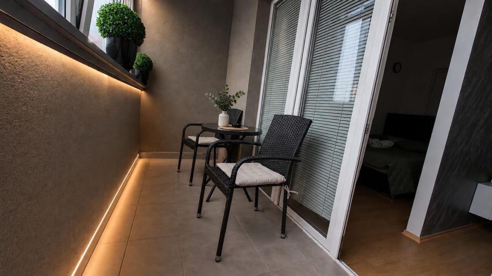 Balcony/Terrace, Balcony/Terrace