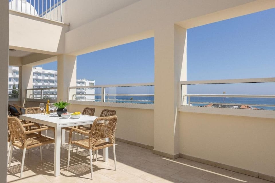 Fig Tree Penthouse 1 Apartment in Protaras