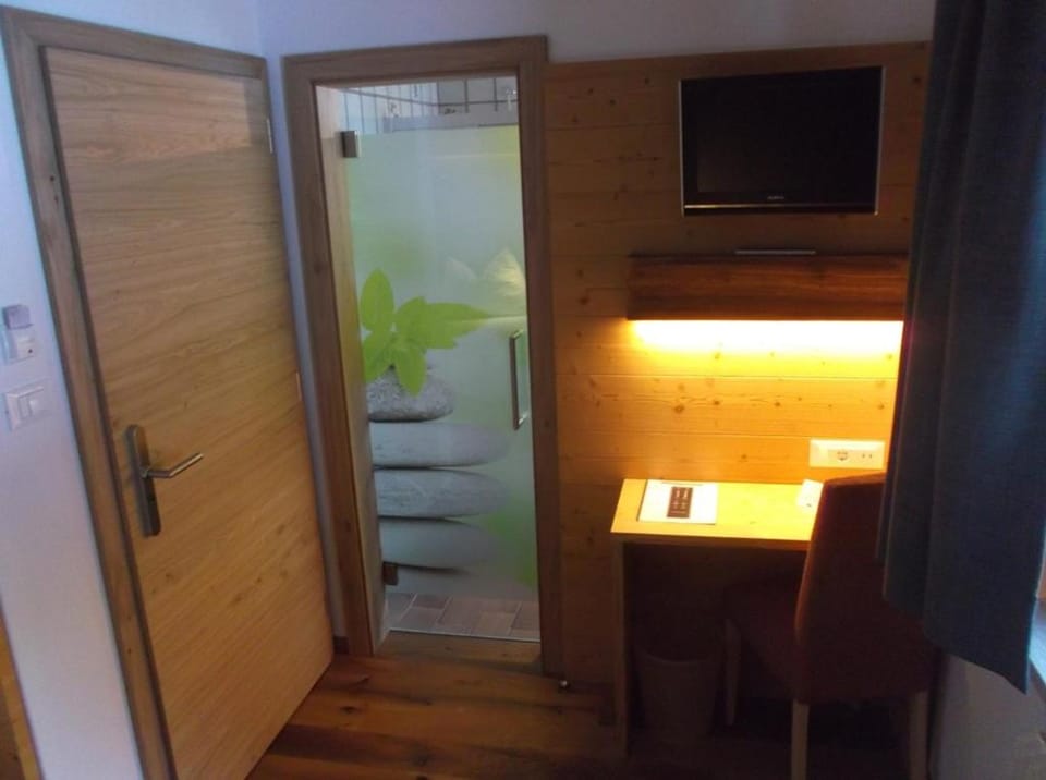 Photo of the whole room, Decorative detail, Bedroom, Breakfast, Dinner