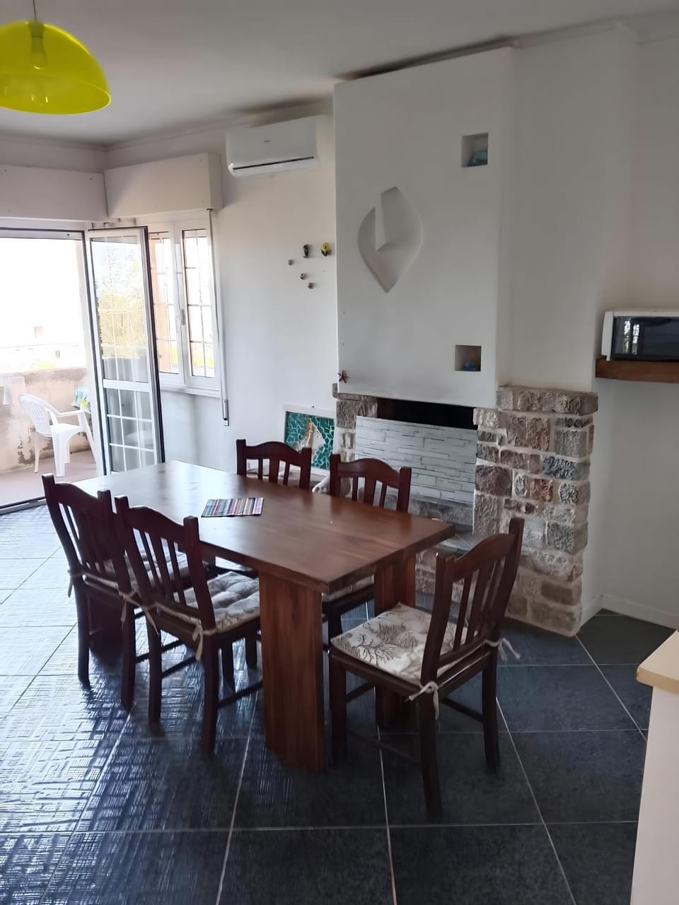 Property building, Living room