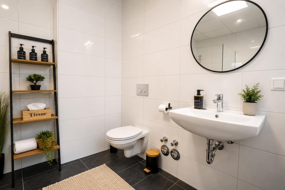 Toilet, Bathroom