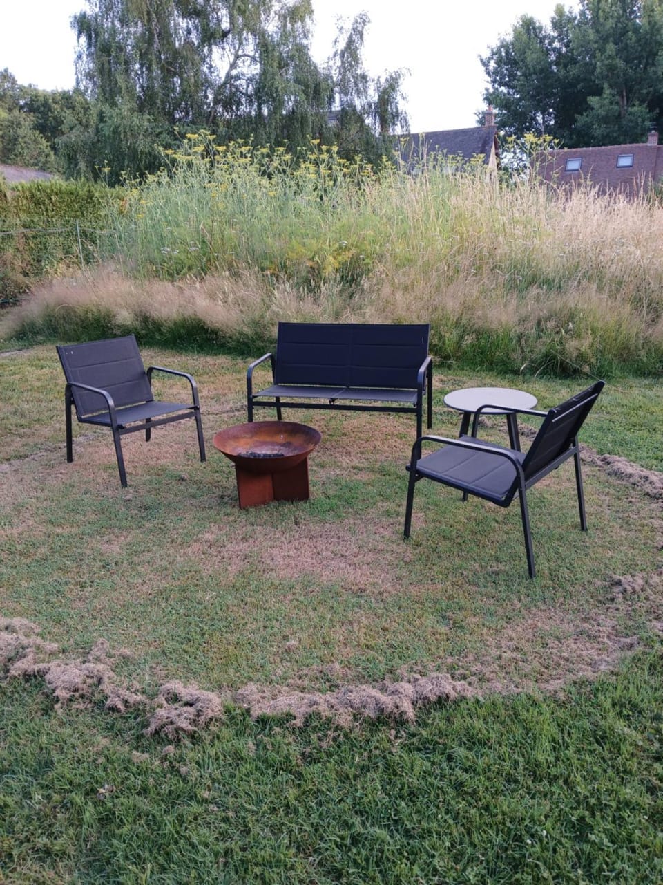 Charmante petite maison de campagne avec terrasse et jardin à 7min du zoo de la Flèche House in Pays de la Loire