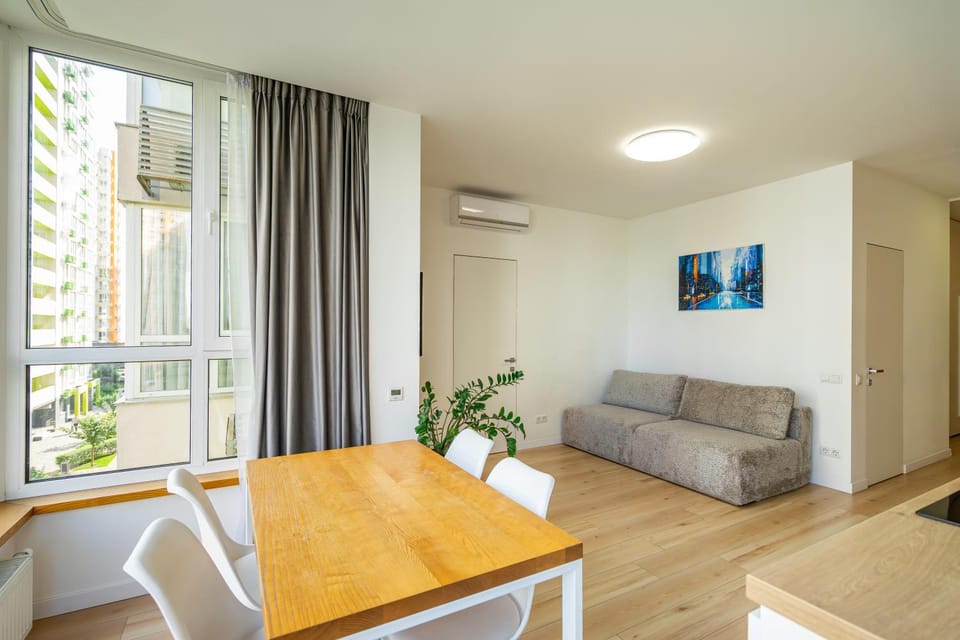 Living room, Dining area, air conditioner