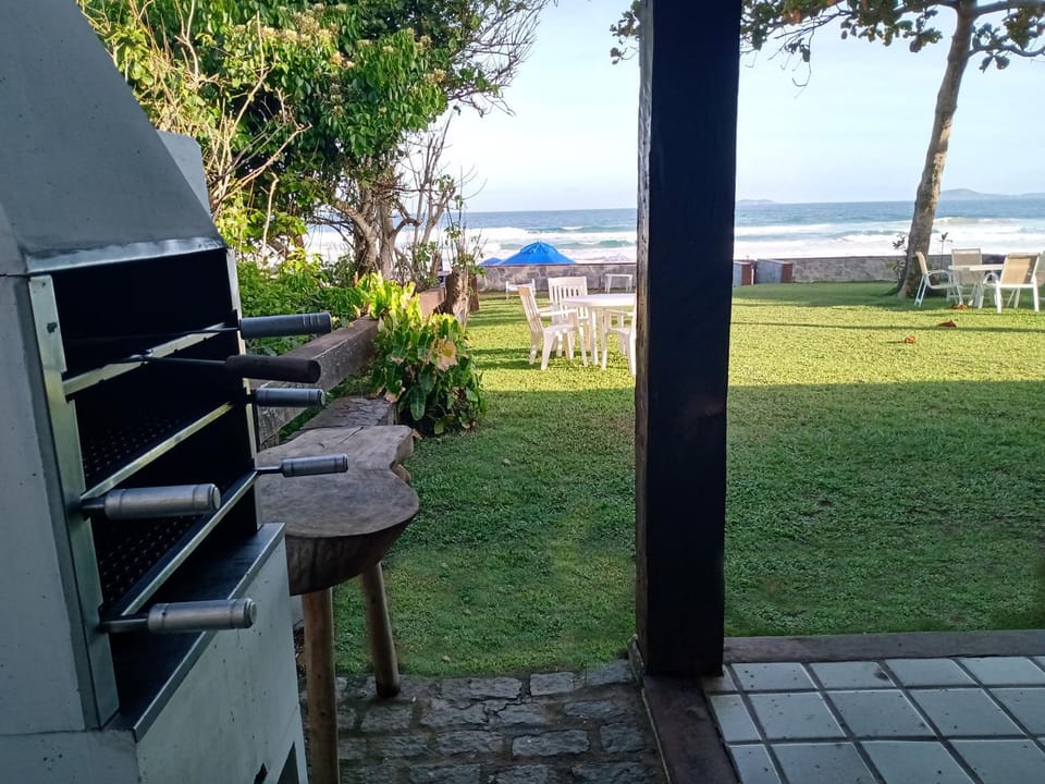 BBQ facilities, Beach