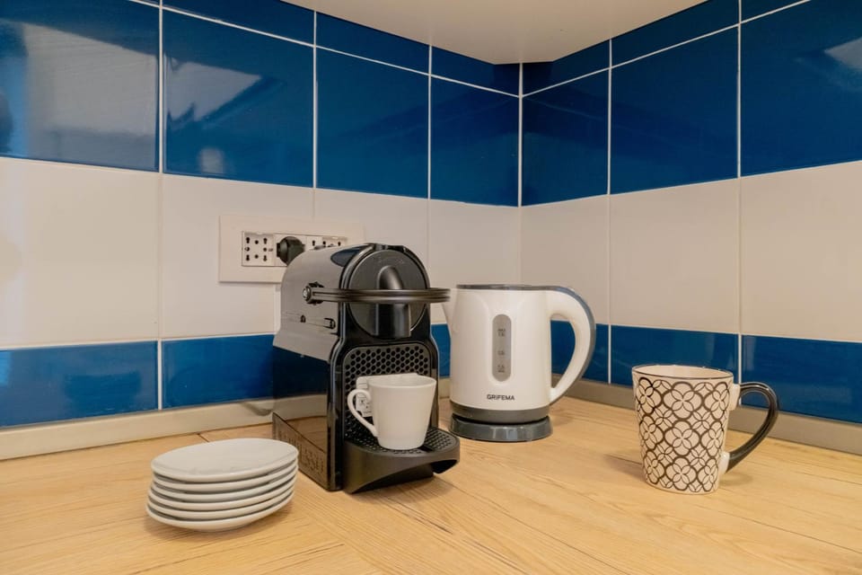 Kitchen or kitchenette, kitchen