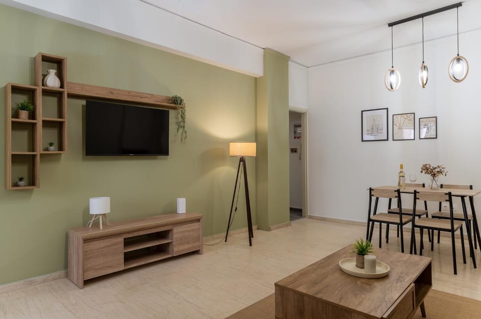 TV and multimedia, Dining area