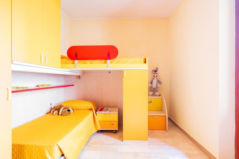 Bed, Photo of the whole room, Bedroom, bunk bed, wardrobe