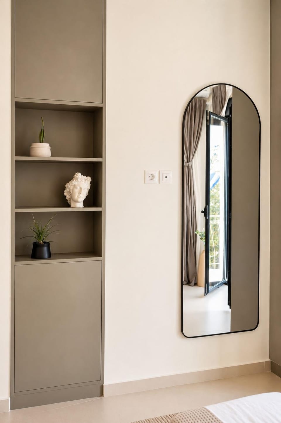 Olive Nest, 2bed, Central, Walkable, Fast Wifi Apartment in Kallithea