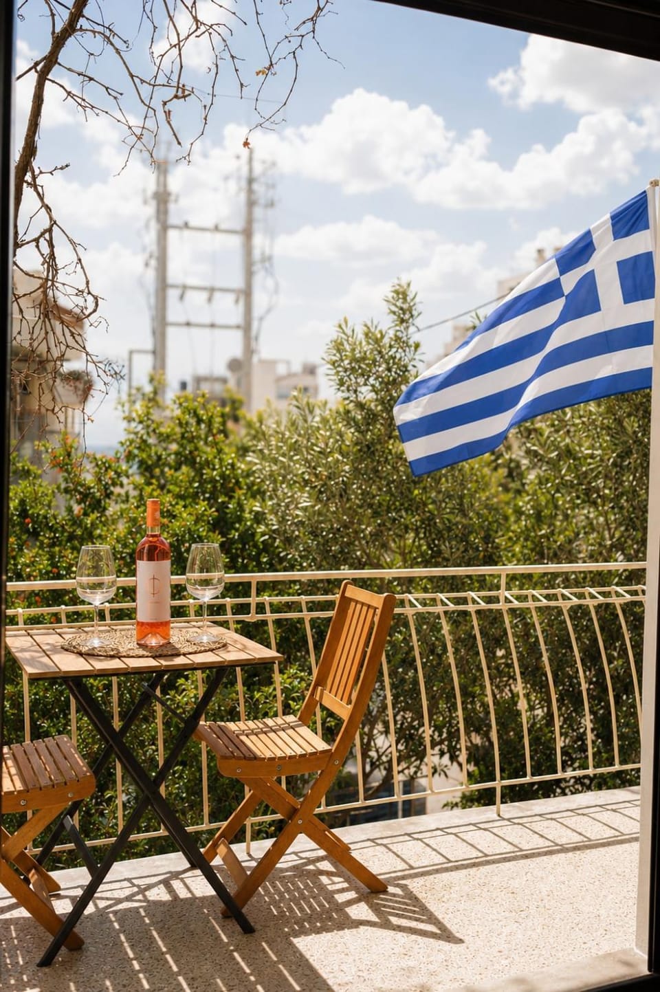 Olive Nest, 2bed, Central, Walkable, Fast Wifi Apartment in Kallithea