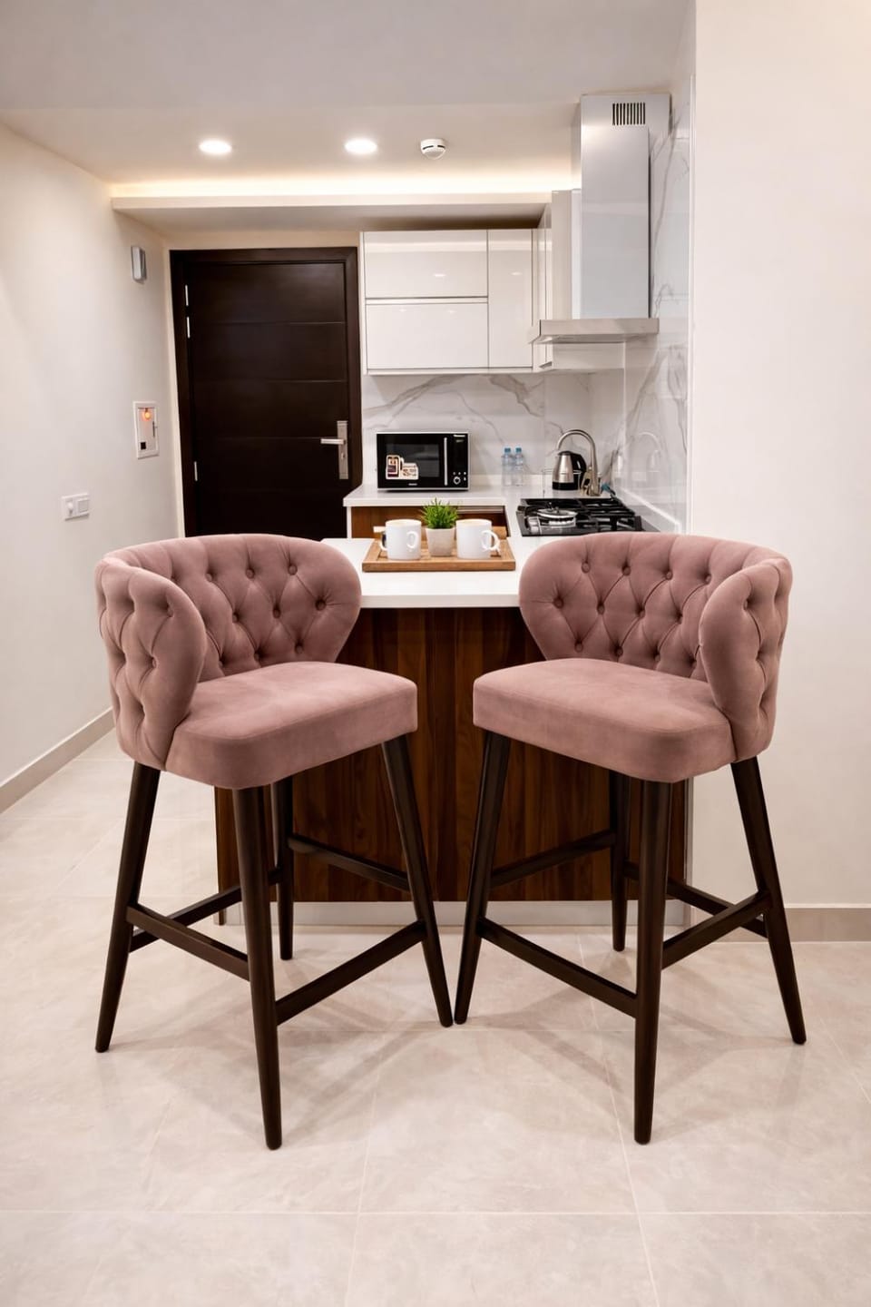 Kitchen or kitchenette, Living room, Seating area, Dining area, minibar, stove, toaster