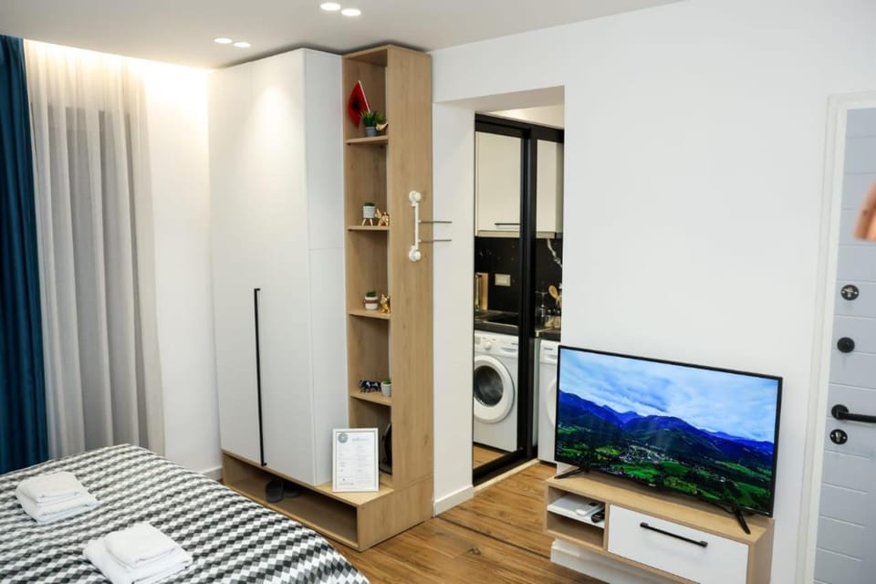 Entire floor -Dove Apartments Apartment in Tirana