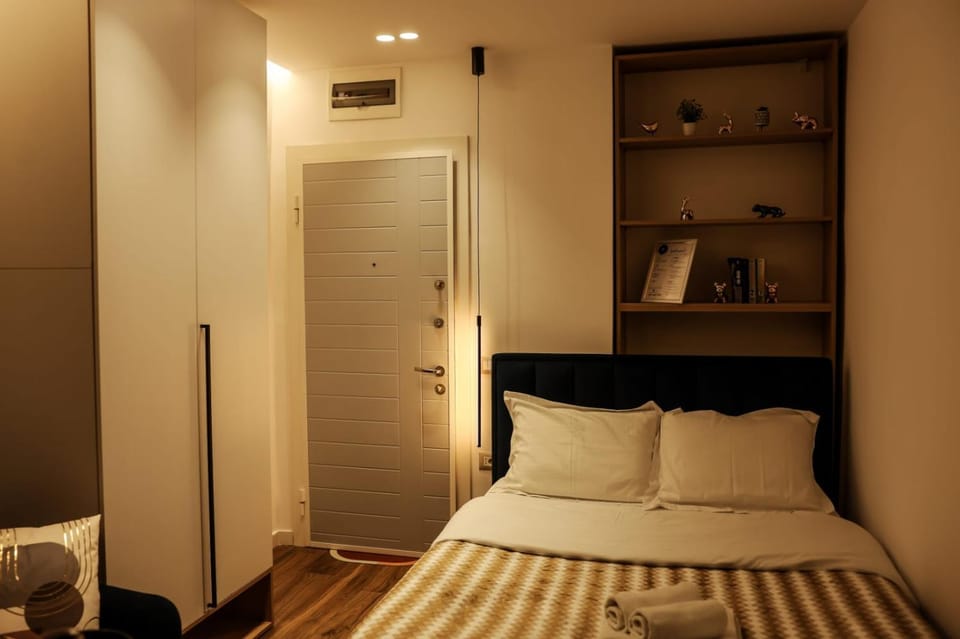 Entire floor -Dove Apartments Apartment in Tirana