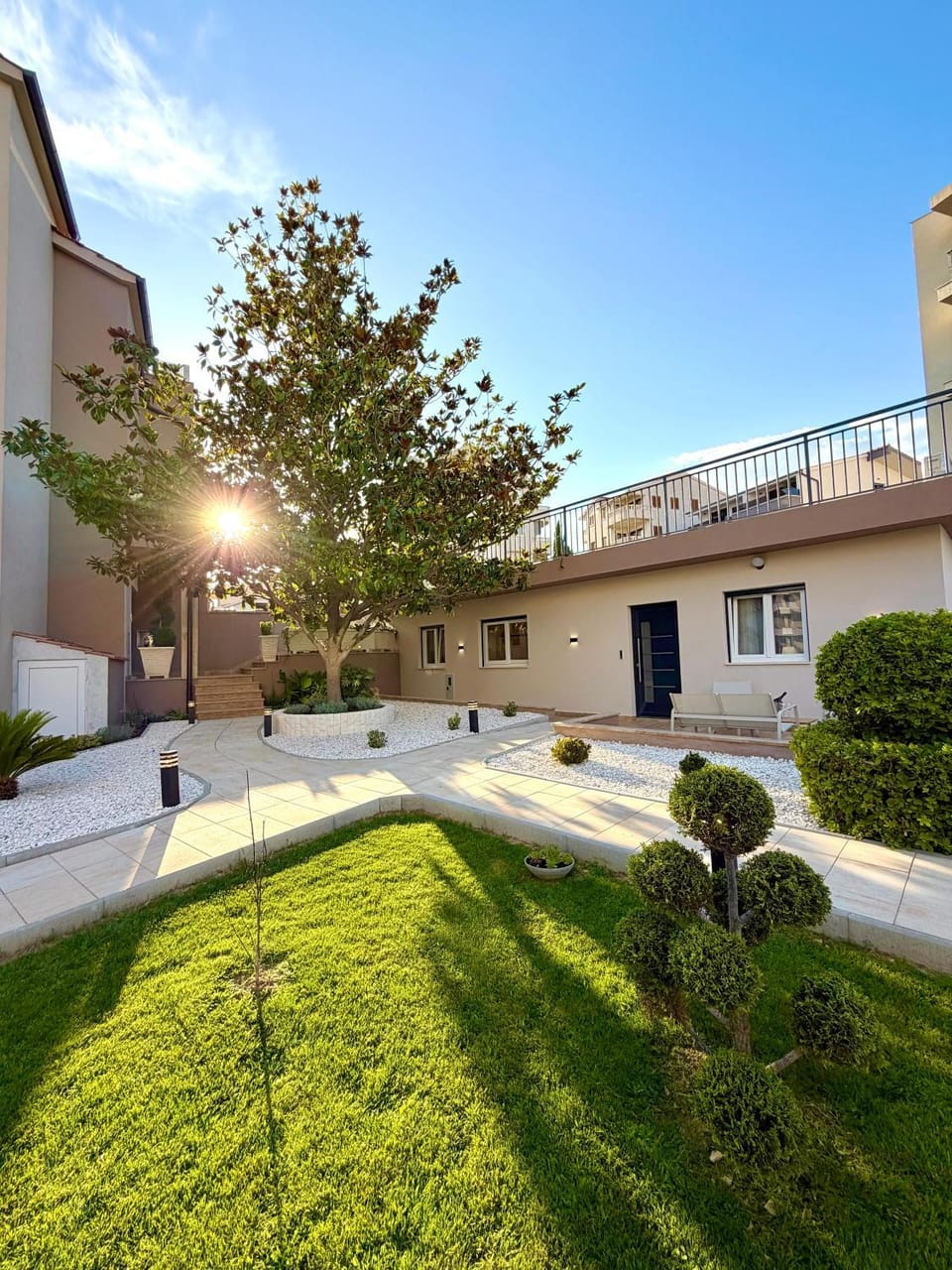 Property building, Garden view