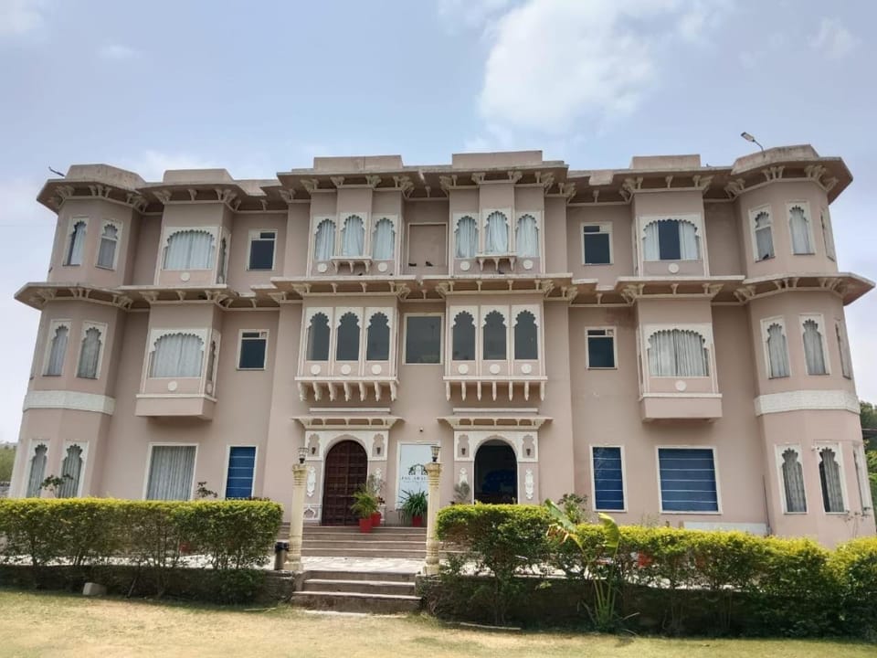 Jag Aravali Villa With Private Pool Vacation rental in Rajasthan