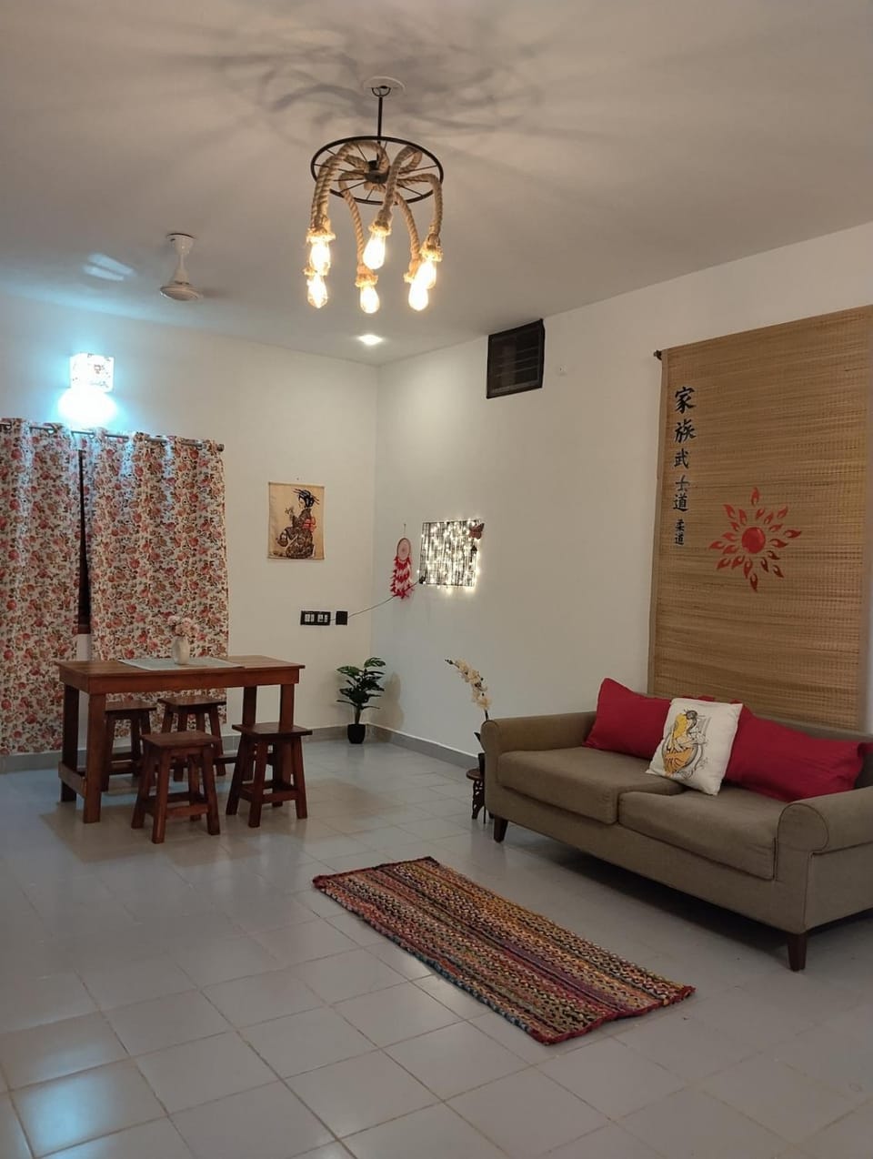 Japanees Themed 1BHK , 4 km Paradise Beach ARIA House in Puducherry