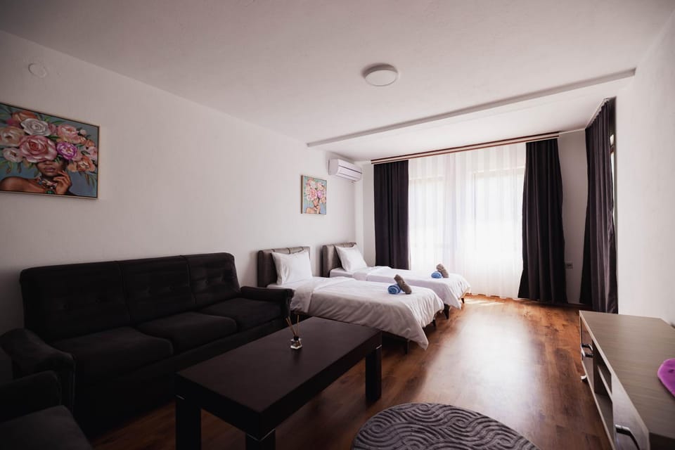 Living room, Bedroom