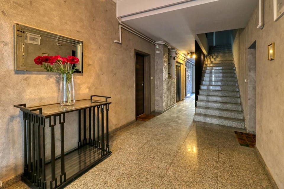 Cozy Studion near Herastrau Park Apartment in Bucharest