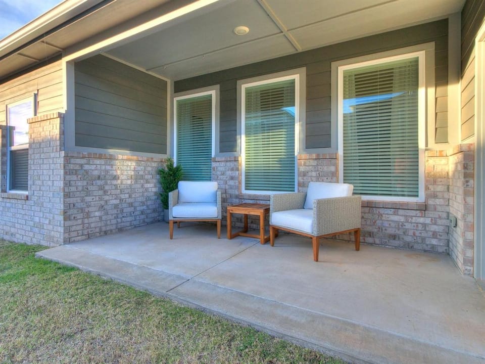 Find Your Bliss on 183rd House in Edmond