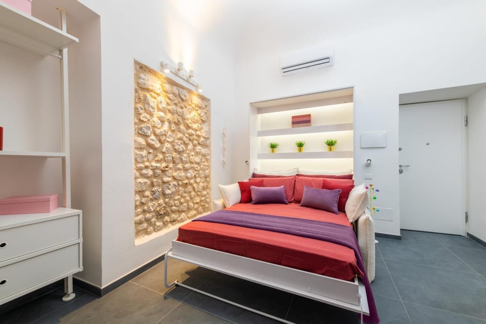 Bed, Photo of the whole room, Bedroom, air conditioner