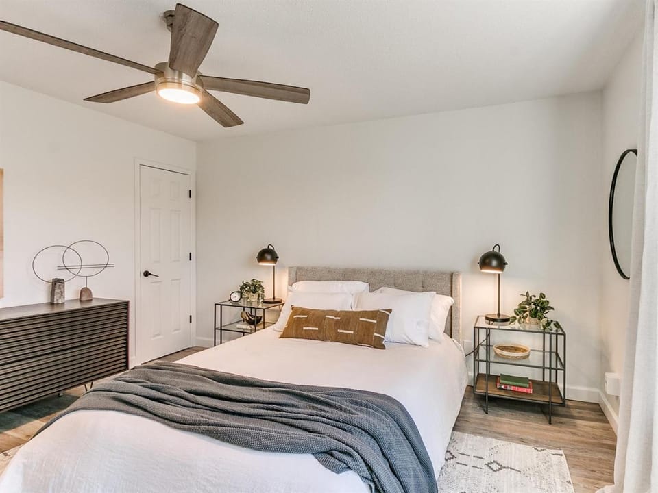 A Slice of Heaven in East Edmond House in Edmond
