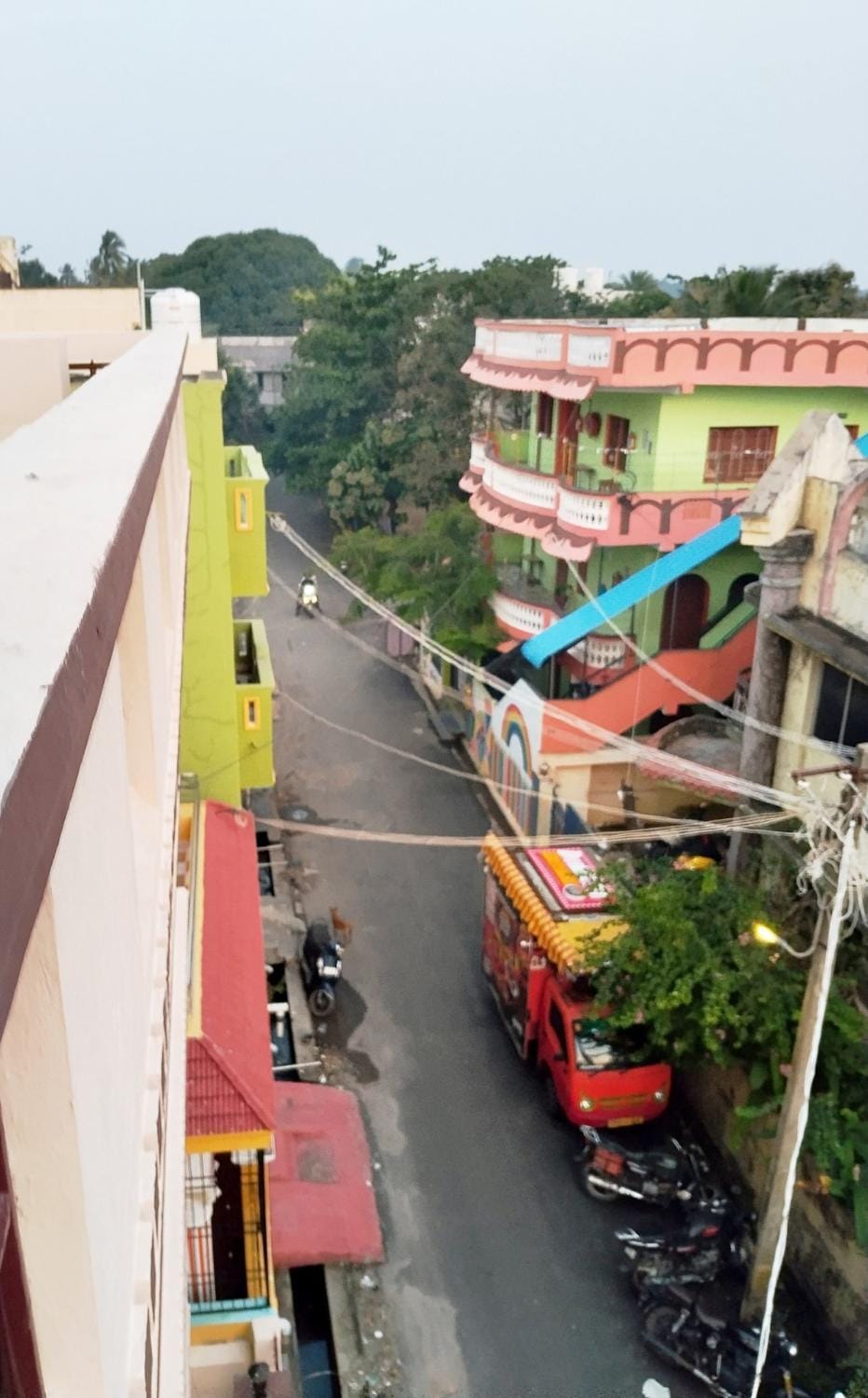Peaceful 3 BHK, 5 km WhiteTown Side best for groups 6 to 12 pax ZITA House in Puducherry