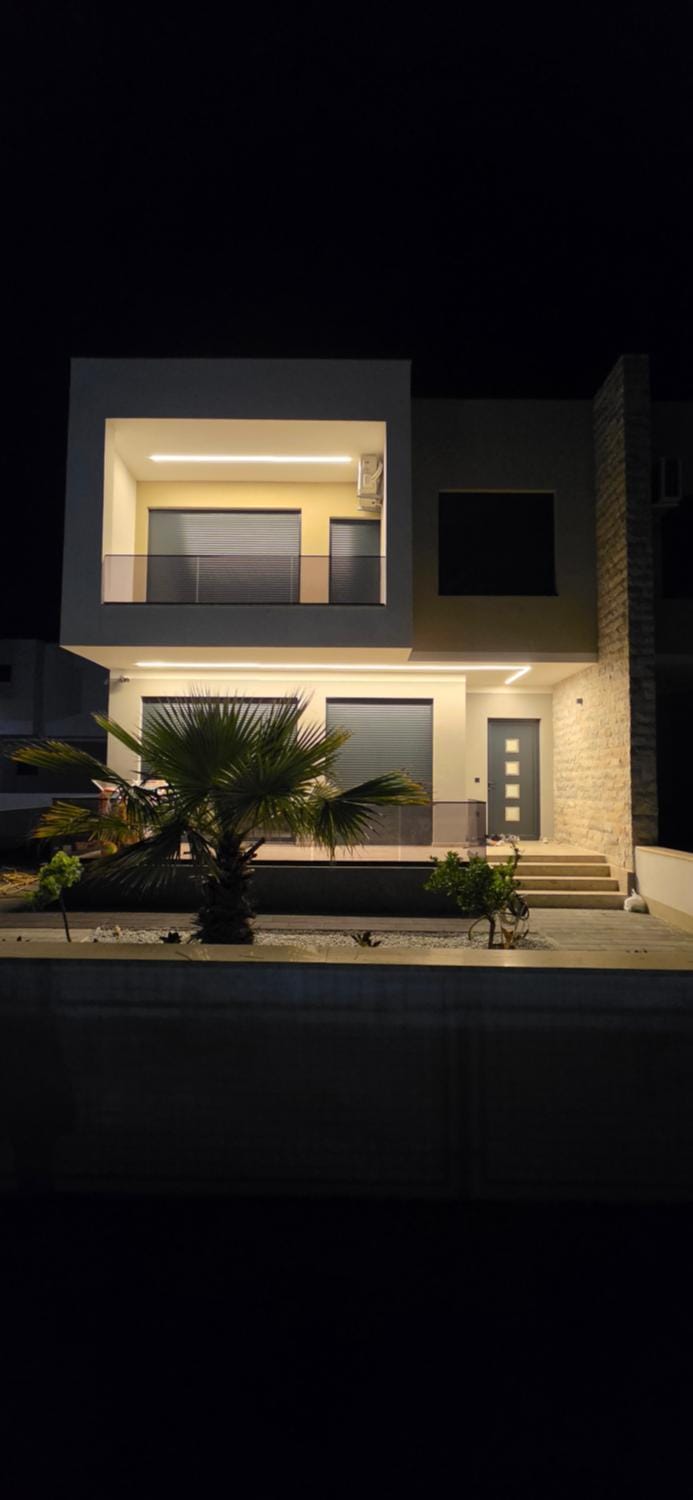 Property building, Night