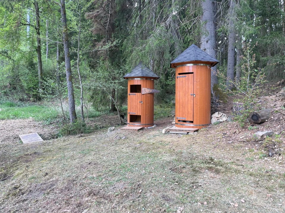 Netradiční ubytování ve dvou dřevěných sudech pro až 8 osob Luxury tent in South Bohemian Region